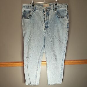 Everlane Light Wash Denim Jeans